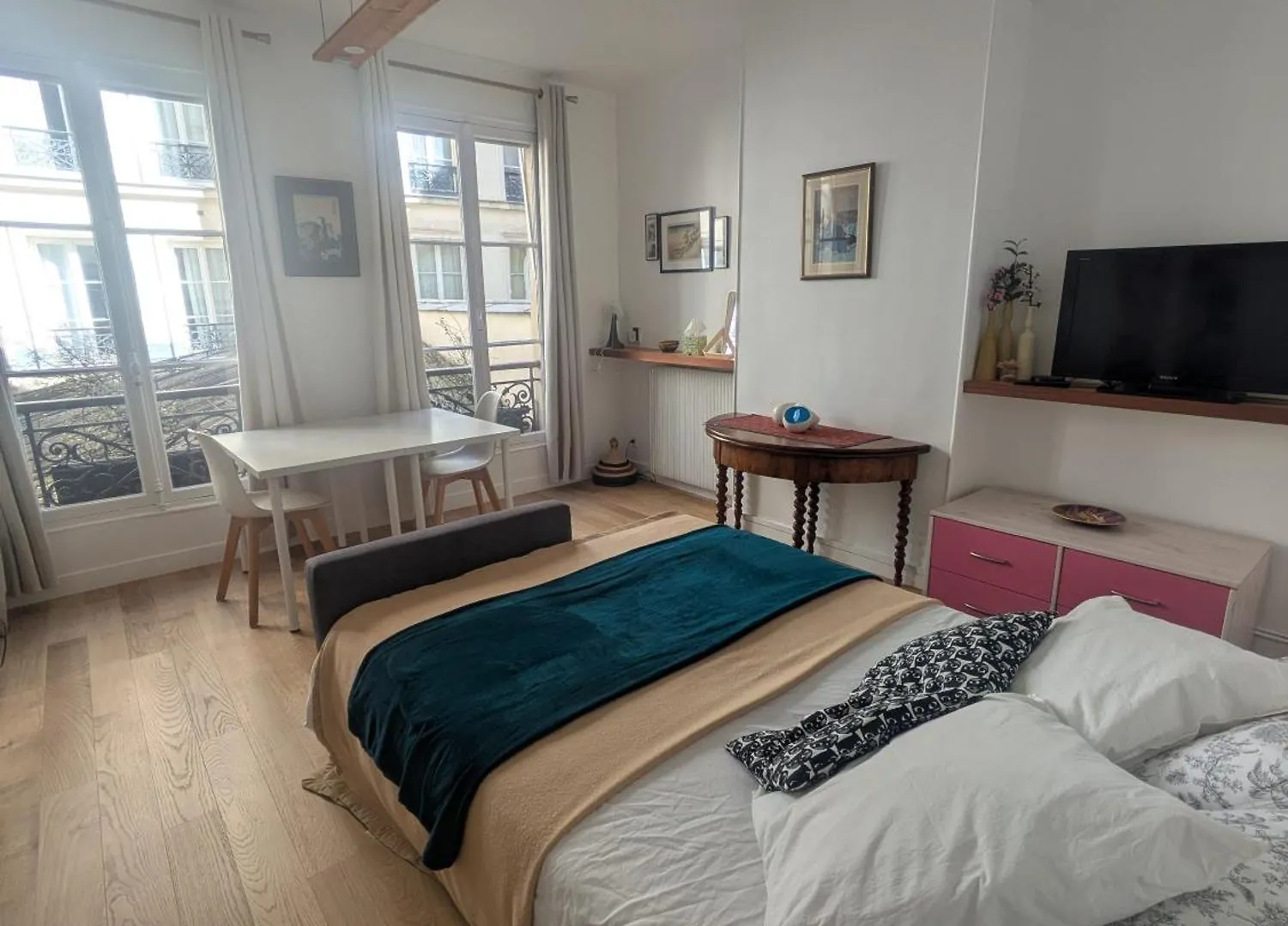 Charming Apartment - Famous Marais Neighborhood Paris 0*,  France